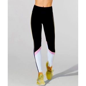 NWT Barry’s X P.E. Nation leggings - limited edition
